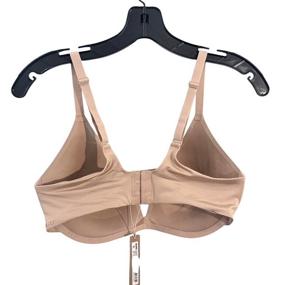 Skims Wireless Form Super Push Up Bra Clay Wireless Padded Tan Beige Size 36C - Picture 4 of 7